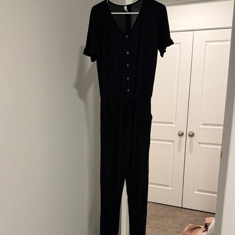 Flamingo Urban Black V-Neck Jumpsuit